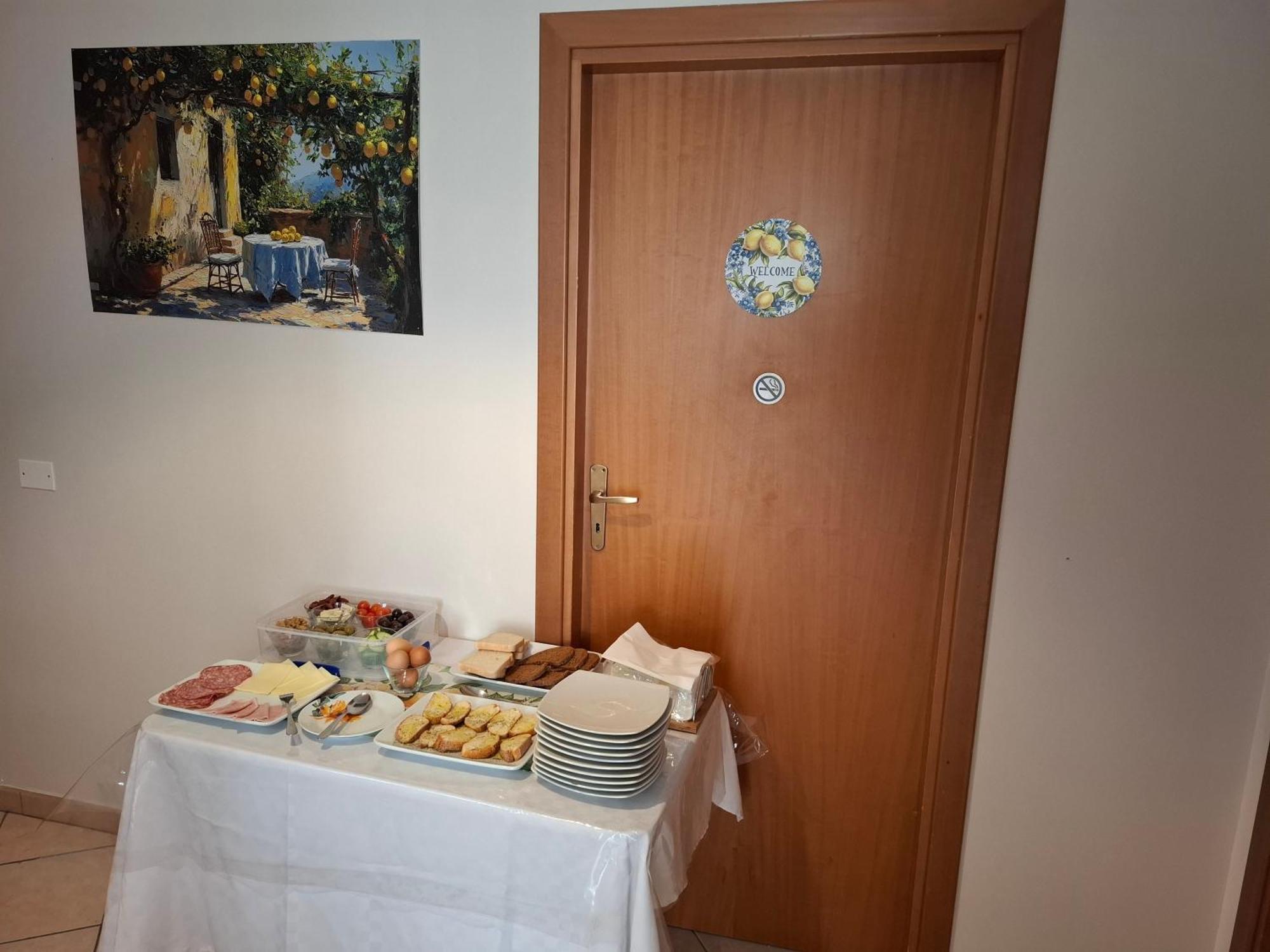 B&B Le Lumie "Il Cortiletto Del Centro" Агридженто Экстерьер фото