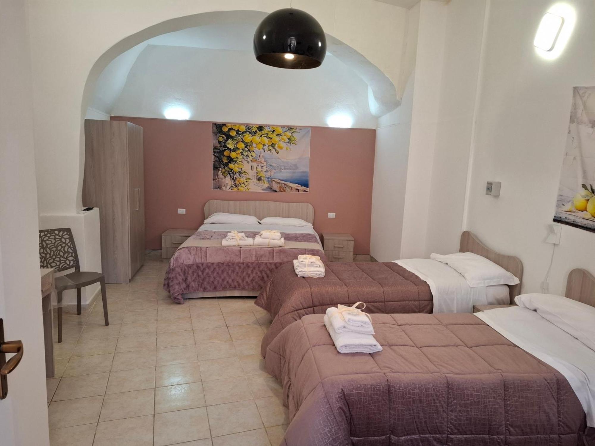 B&B Le Lumie "Il Cortiletto Del Centro" Агридженто Экстерьер фото
